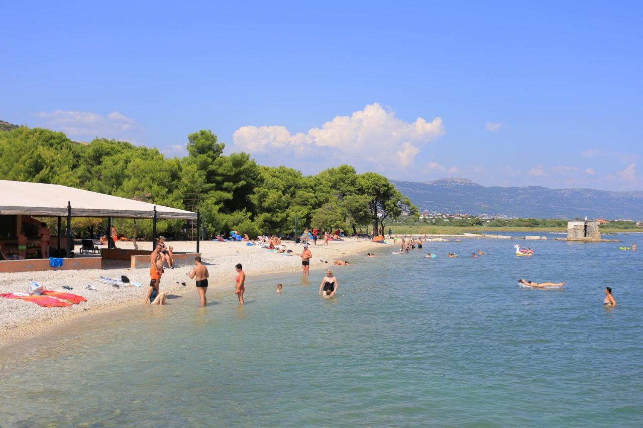 Apartments By The Sea Trogir - 21215 Buitenkant foto